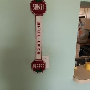 ❤️"Santa Stop Here Please " wall hanging